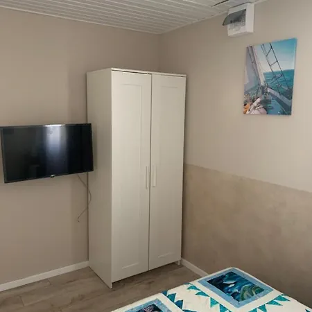 Topart Apartman B Little House *