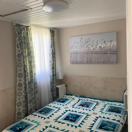 Topart Apartman B Little House Дом отдыха