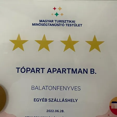 Дом отдыха Topart Apartman B Little House Балатонфеньвеш